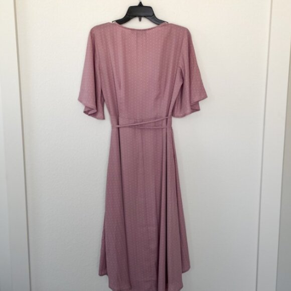 Lulu's Medium Farah Mauve Print Midi Wrap Dress - Picture 4 of 8